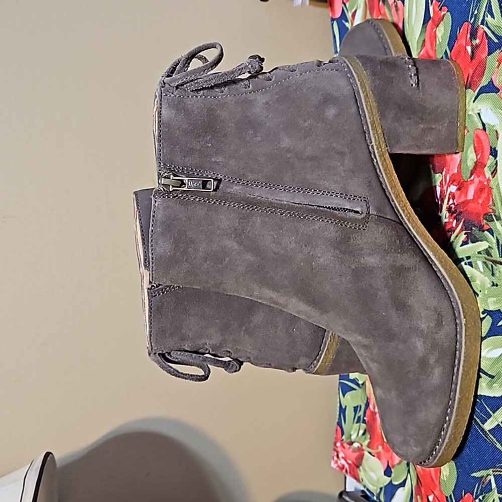 UGG Corinne Suede Ankle Boots-NWOT - Picture 6 of 13